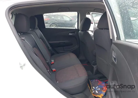 2019 Chevrolet Sonic Lt Auto from USA, damaged, VIN 1G1JD6SB4K4111830